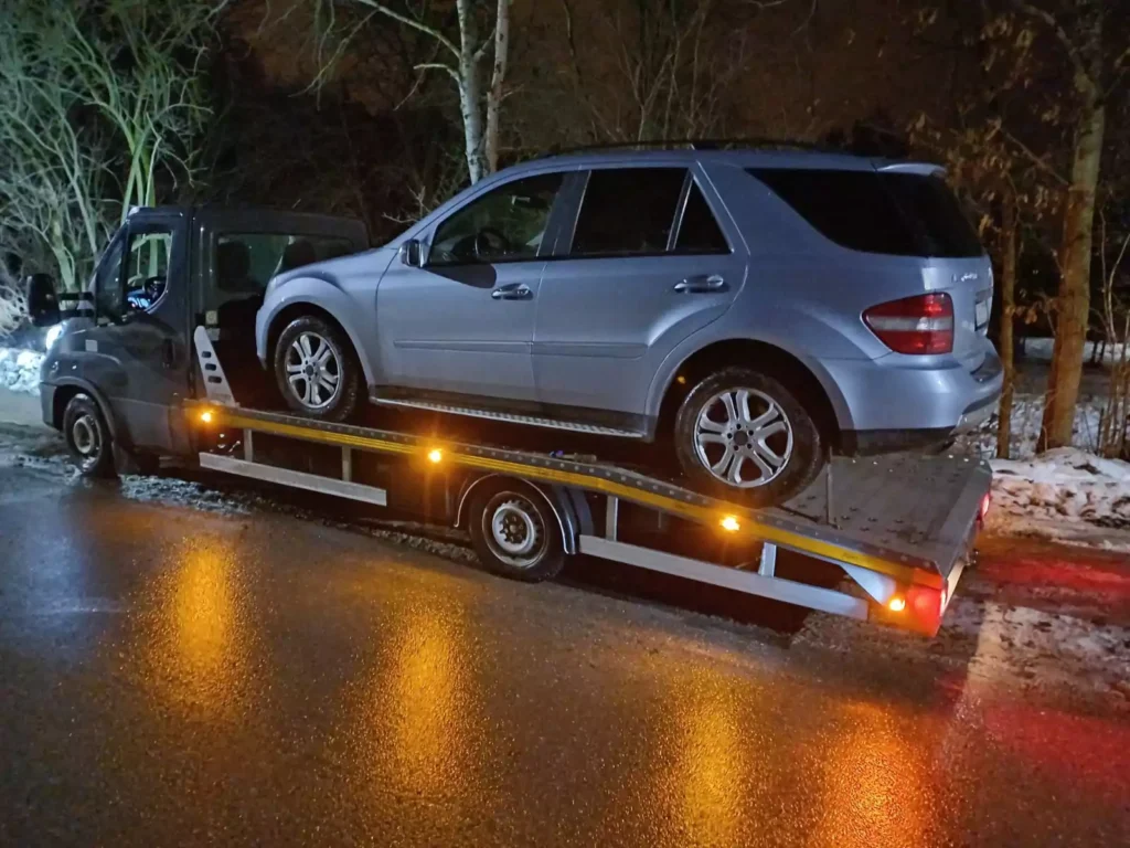 Auto-hol Marcin Cieślak